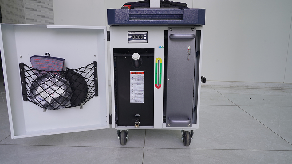 Industrial Laser For Sale - Direktvertrieb Industrielle Laserreinigungsmaschine zur Rostentfernung für