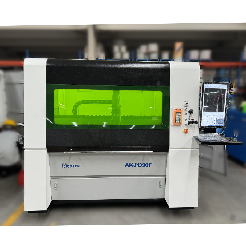 JINAN CNC-Industriegeräte Rayc – Industrial Laser Metal Cutting Machine Bewertung und Preis